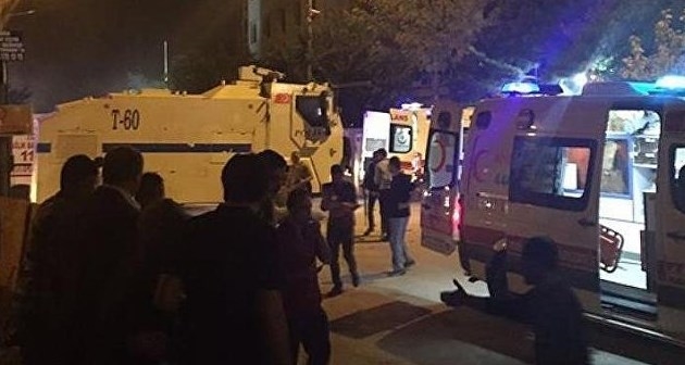 Van'da İpekyolu emniyet müdürlüğü'ne PKK saldırısı