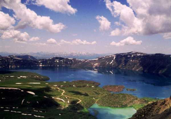 Nemrut Dağı ve Göl Resimleri