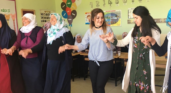 Özkavak köyünde Anneler Günü etkinliği