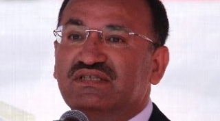 Adalet Bakanı Bekir Bozdağ: 38 bin kişi tahliye edilecek