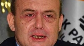 AK Parti'de tüm etkinlikler yasaklandı