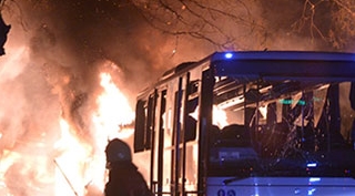 Ankara'da askeri servislere bombalı saldırı: 28 ölü