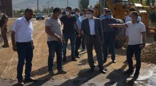 Başkan vekili Zeyrek Güroymak'ta altyapı çalışmalarını inceledi