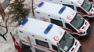 Bitlis'e gönderilen 11 ambulans teslim edildi