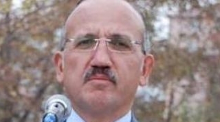 Bitlis'in eski Valisi Veysel Yurdakul tutuklandı