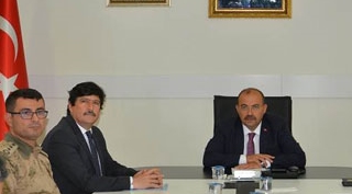 Bitlis'te Üniversitelerde Güvenlik Tedbirleri toplantısı yapıldı