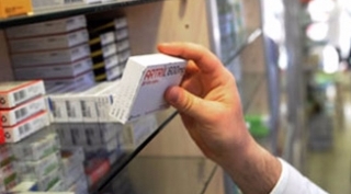 Eczanelere vergi ve stok affı getirildi