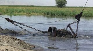 Günkırı Beldesi Karasu dere yatağında temizleme çalışması başlatıldı