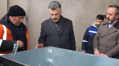 Güroymak Belediyesi Çöp Konteynerlerini Kendi Üretiyor