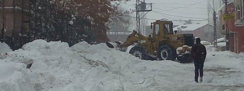 Güroymak Belediyesinin karla mücadele çalışmaları