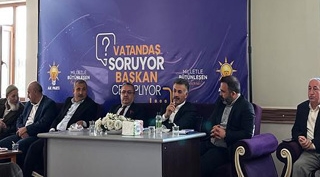 Güroymak’ta “Vatandaş Soruyor, Başkan Cevaplıyor” Programı Erentepe’de Düzenlendi