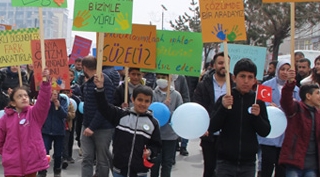 Güroymak’ta 2 Nisan Dünya Otizm Farkındalık Günü yürüyüşü yapıldı