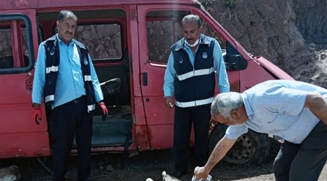 Güroymak'ta geçici hayvan barınağında çalışmalar devam ediyor