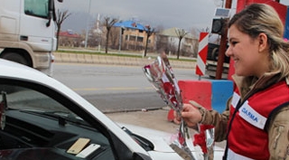 Güroymak’ta Jandarma ve Polis 8 Mart Dünya Kadınlar Günü'nü unutmadı