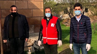 Güroymak’ta Kızılay tarafından ihtiyaç sahiplerine yardım