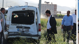 Güroymak’ta trafik kazası 2 yaralı