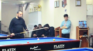 Güroymak'ta Üç Band Doğu ve Güneydoğu Bölge bilardo turnuvası