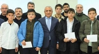 Hafızlık Yarışmasında Bitlis İl Birincisi Güroymak’tan