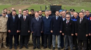 İçişleri Bakan Yardımcısı Mehmet Sağlam’dan Güroymak Belediyesi Bakımevine Ziyaret
