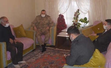Kaymakam Zeyrek’ten şehit ailelerine ziyaret
