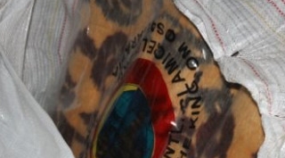 Türk Kızılay Güroymak şubesi tarafından battaniye ve giyim yardımı