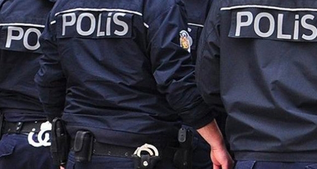 Bitlis'te 14 emniyet personeli görevine iade edildi
