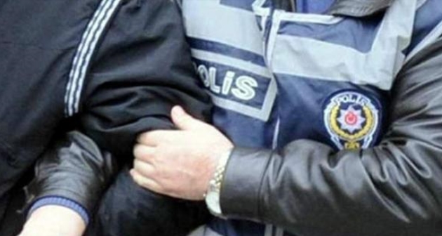 Bitlis'te üzerlerinde uyuşturucu ile yakalanan 2 kişi tutuklandı