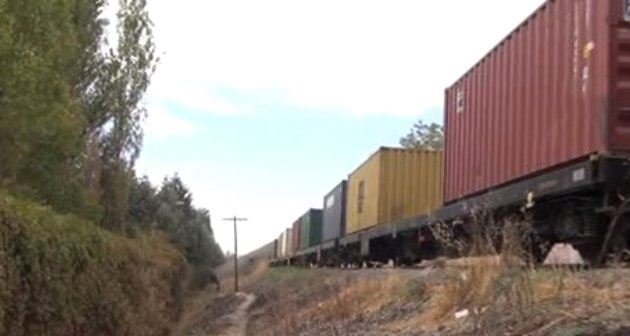 Elazığ-Tatvan seferini yapan yük trenine bombalı saldırı!