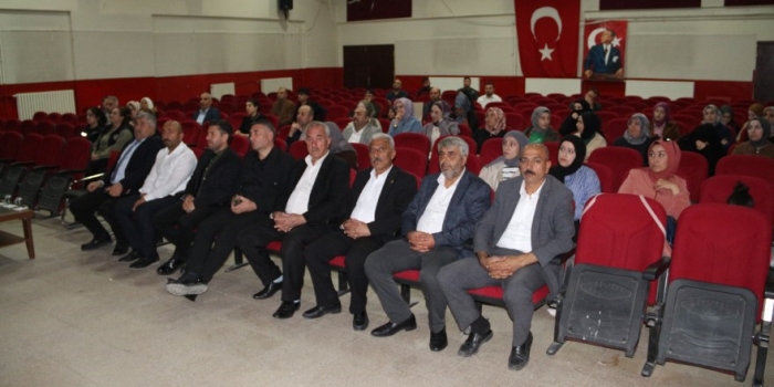 Güroymak’ta En İyi Narkotik Polisi Anne Semineri Düzenlendi