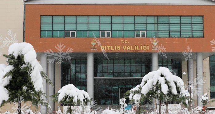 Güroymak'ta Kar Yağışı Nedeniyle Okullara Bir Günlük Ara