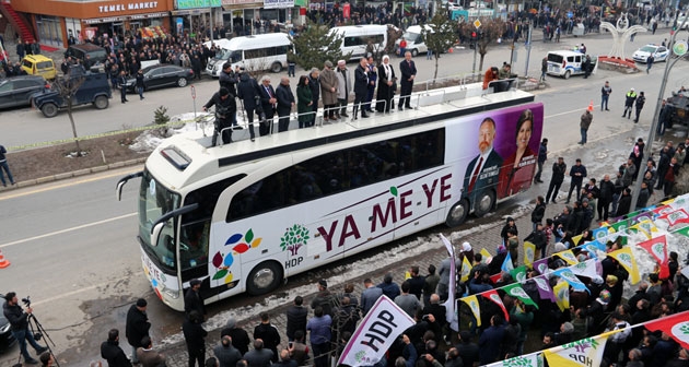 HDP Eş Genel Başkanı Sezai Temelli Güroymak'ta