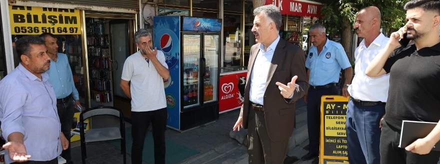 Güroymak'ta Başkan Mutlu Esnaf Ziyareti: Kent Meydanı