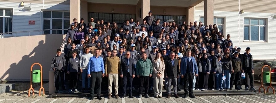 "Mavide Bilim" Projesi Güroymak'ta Gençlerle Buluş…